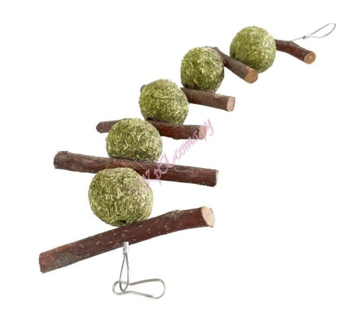 Подвес из яблоневых палочек с шариками из луговых трав