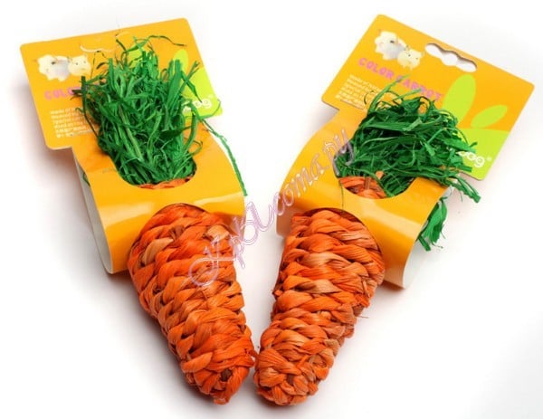 Sundog игрушка морковка для кроликов, свинок и шиншилл Color Carrot 35 г.